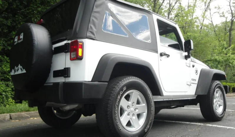 
								2014 Jeep Wrangler Sport S full									
