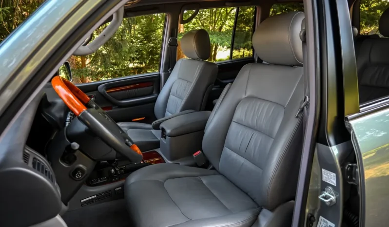 
								2001 Lexus LX470 full									