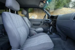
										1999 Toyota Tacoma SR5 XtraCab V6 4×4 full									