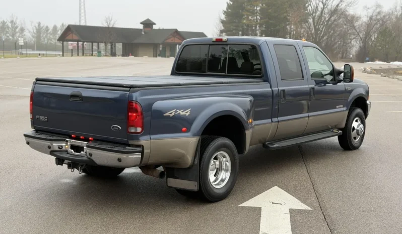 
								2004 Ford F-350 Super Duty Lariat Crew Cab Power Stroke 4×4 Dually full									