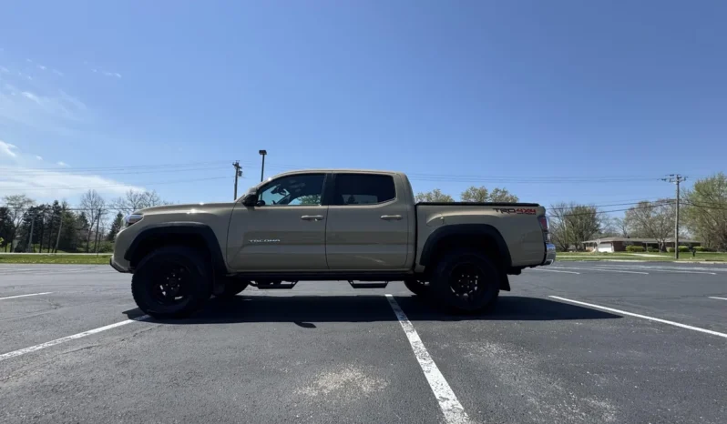 
								2020 Toyota Tacoma TRD Off-Road Double Cab 4×4 V6 6-Speed full									