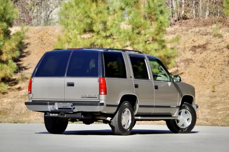 
								1999 Chevrolet Tahoe LT full									