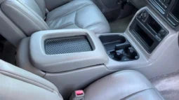 
										2003 Chevrolet Tahoe LT 4×4 full									