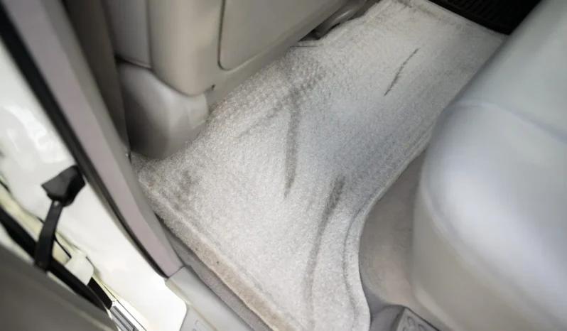 
								2006 Lexus LX470 full									