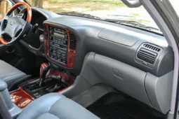 
										2001 Lexus LX470 full									