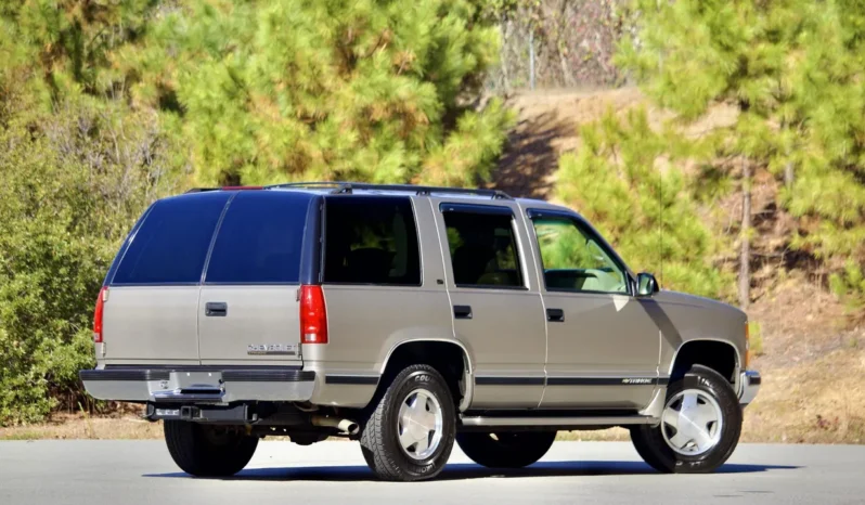 
								1999 Chevrolet Tahoe LT full									
