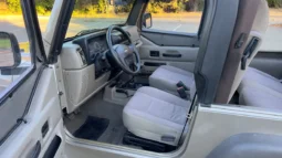 
										2005 Jeep Wrangler SE 6-Speed full									