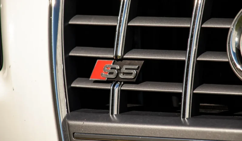 
								2011 Audi S5 Cabriolet Quattro Prestige full									