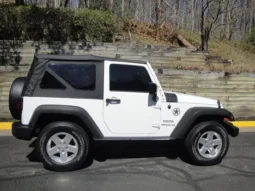 
										2014 Jeep Wrangler Sport S full									