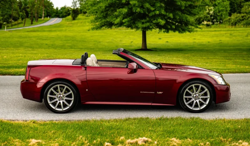 
								2006 Cadillac XLR-V Supercharged full									