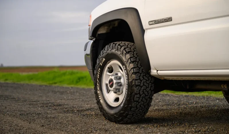 
								2001 GMC Sierra 2500 Extended Cab 4×4 full									