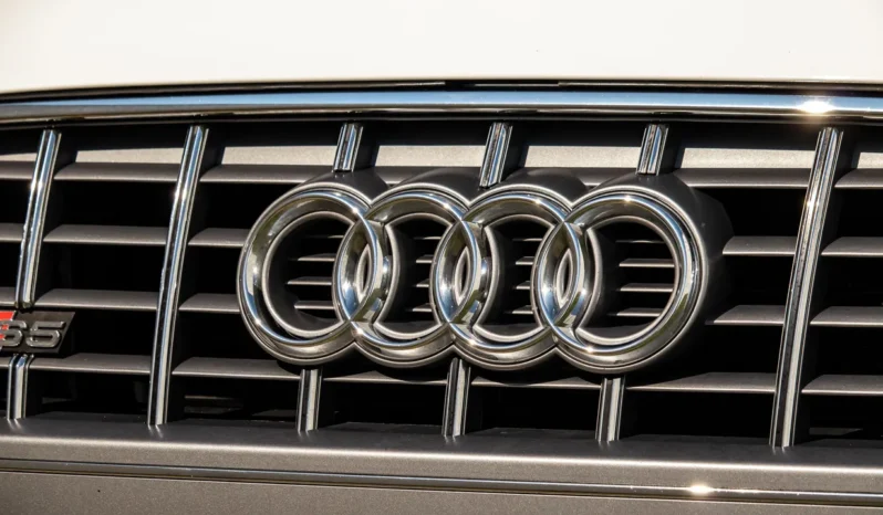 
								2011 Audi S5 Cabriolet Quattro Prestige full									