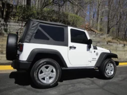 
										2014 Jeep Wrangler Sport S full									