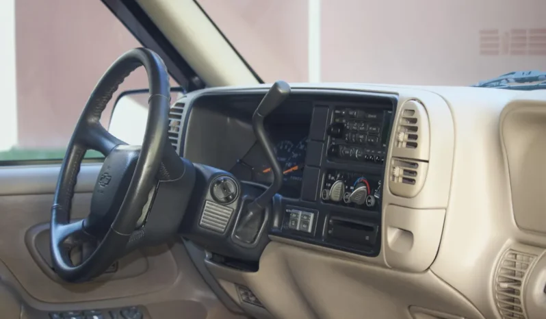 
								1999 Chevrolet Tahoe LT full									