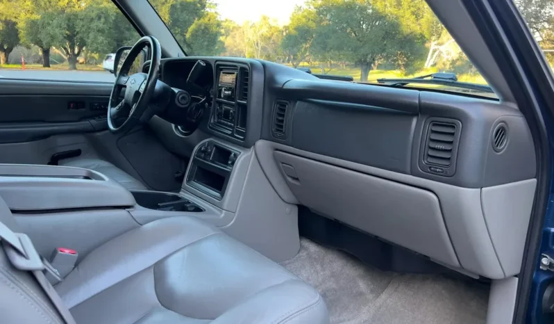
								2003 Chevrolet Tahoe LT 4×4 full									