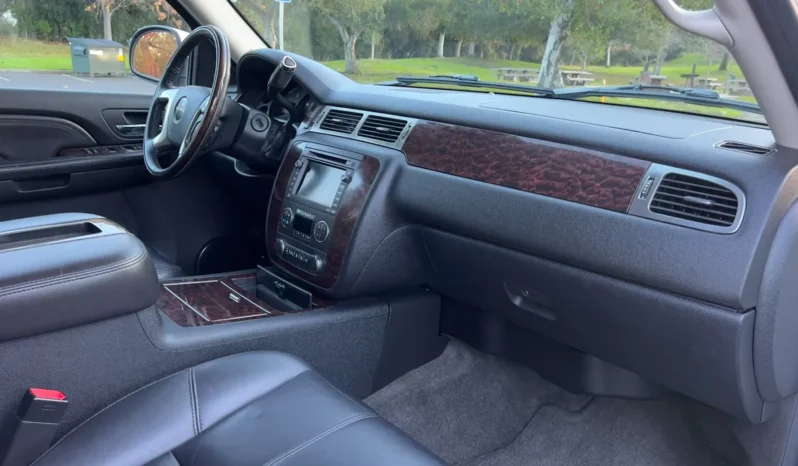 
								2007 GMC Yukon Denali full									