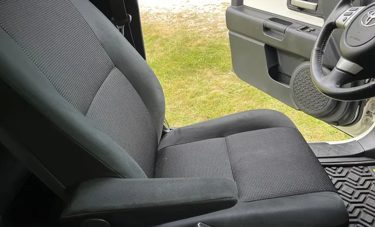 
								2008 Toyota FJ Cruiser Trail Teams Special Edition full									