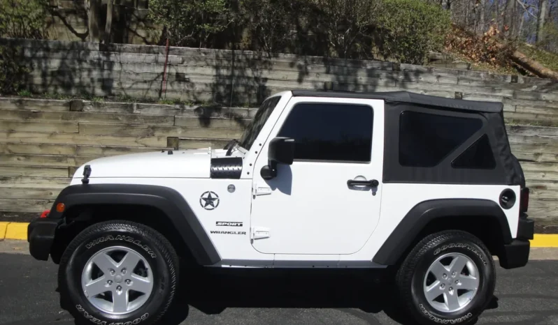 
								2014 Jeep Wrangler Sport S full									