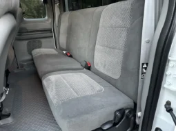 
										2002 Ford F-250 Super Duty XLT SuperCab 4×4 full									