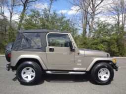
										2004 Jeep Wrangler Sahara full									