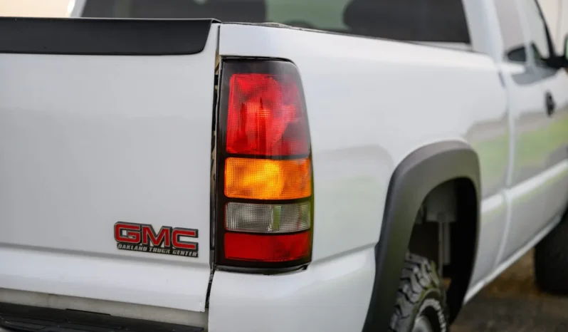 
								2001 GMC Sierra 2500 Extended Cab 4×4 full									