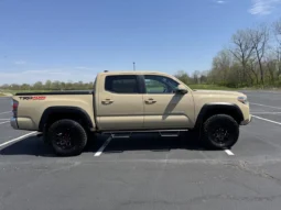 
										2020 Toyota Tacoma TRD Off-Road Double Cab 4×4 V6 6-Speed full									