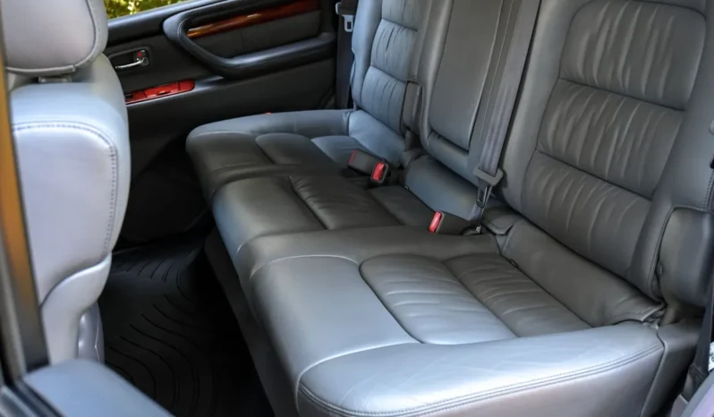 
								2001 Lexus LX470 full									