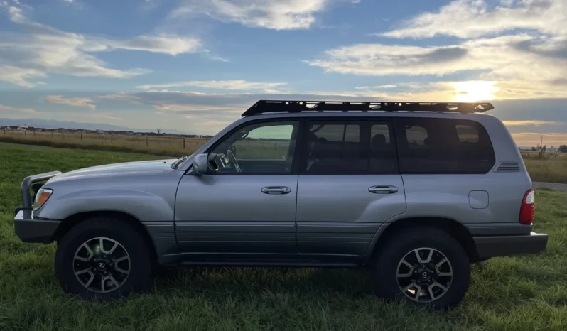 
								2004 Lexus LX470 full									