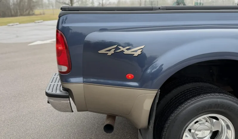 
								2004 Ford F-350 Super Duty Lariat Crew Cab Power Stroke 4×4 Dually full									