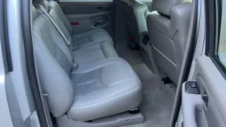 
										2005 GMC Yukon XL Denali GMT800 full									