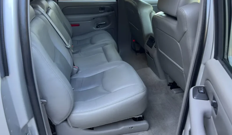 
								2005 GMC Yukon XL Denali GMT800 full									