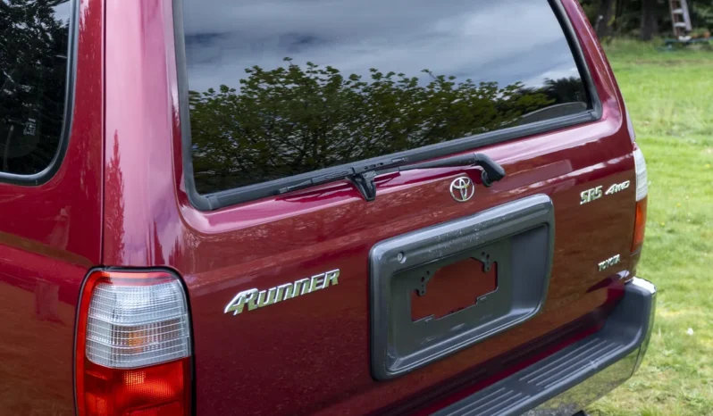 
								1999 Toyota 4Runner SR5 full									