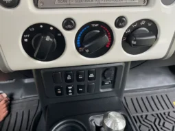 
										2008 Toyota FJ Cruiser Trail Teams Special Edition full									