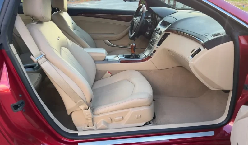 
								2011 Cadillac CTS Premium Coupe full									