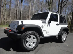 
										2014 Jeep Wrangler Sport S full									