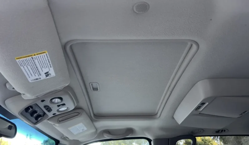 
								2004 Chevrolet Suburban 2500 LT 8.1L 4×4 full									