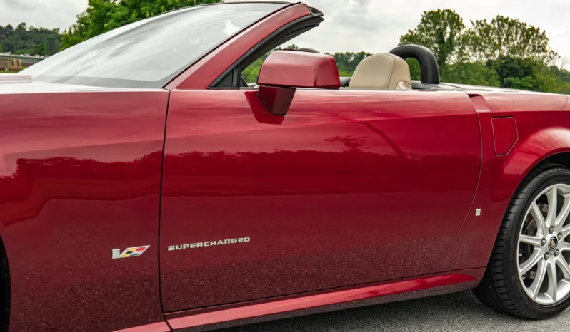 
								2006 Cadillac XLR-V Supercharged full									