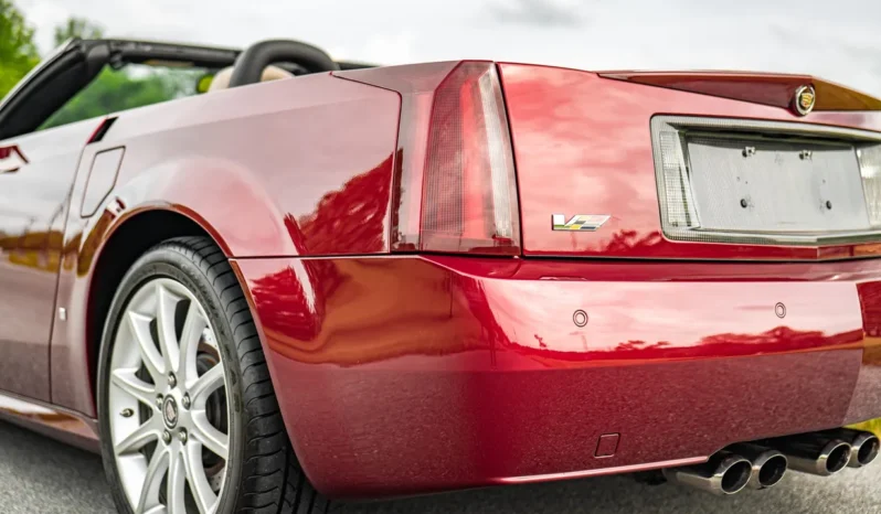 
								2006 Cadillac XLR-V Supercharged full									