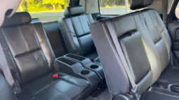 
										2007 GMC Yukon Denali full									