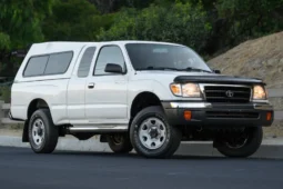 
										1999 Toyota Tacoma SR5 XtraCab V6 4×4 full									