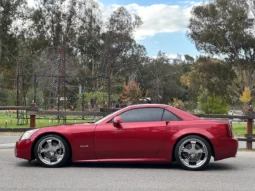 
										2004 Cadillac XLR 4.6-Liter Northstar V8 full									