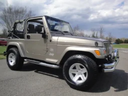 
										2004 Jeep Wrangler Sahara full									