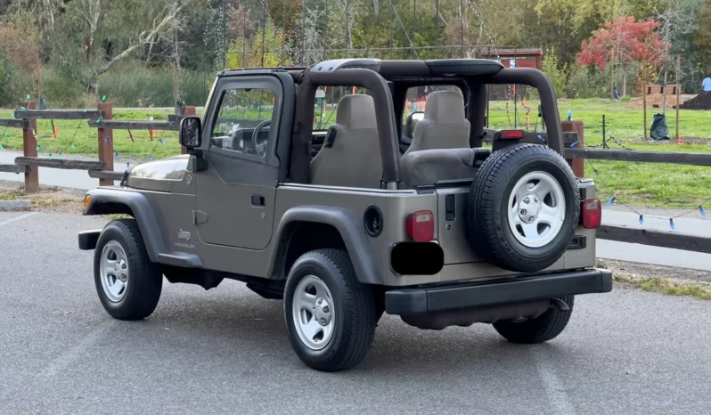 
								2005 Jeep Wrangler SE 6-Speed full									