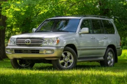 
										2007 Toyota Land Cruiser UZJ100 full									