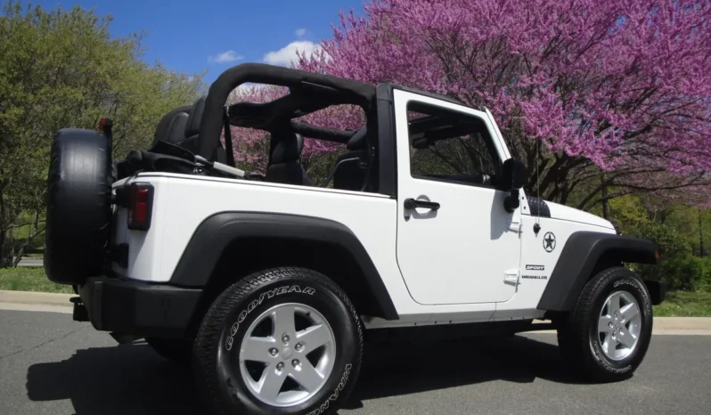 
								2014 Jeep Wrangler Sport S full									