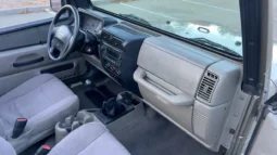 
										2005 Jeep Wrangler SE 6-Speed full									