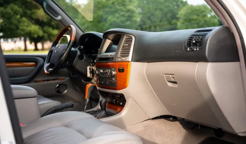 
								2006 Lexus LX470 full									