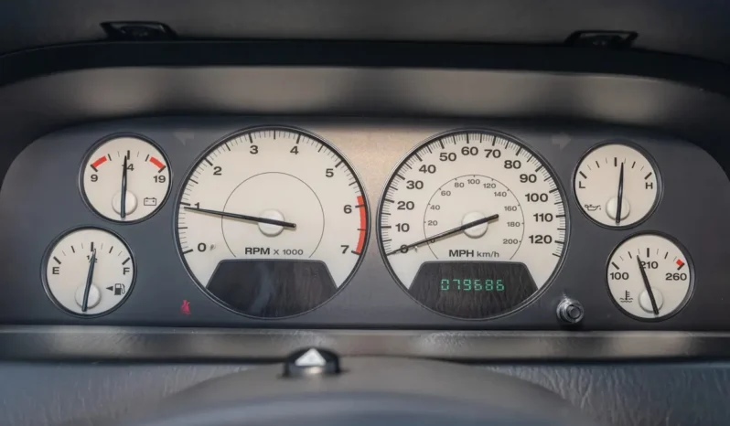 
								2004 Jeep Grand Cherokee Limited 4×4 full									