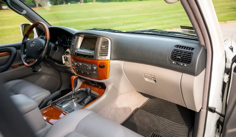 
								2006 Lexus LX470 full									