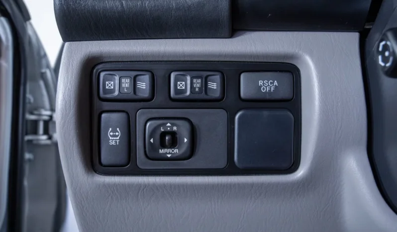 
								2007 Toyota Land Cruiser UZJ100 full									